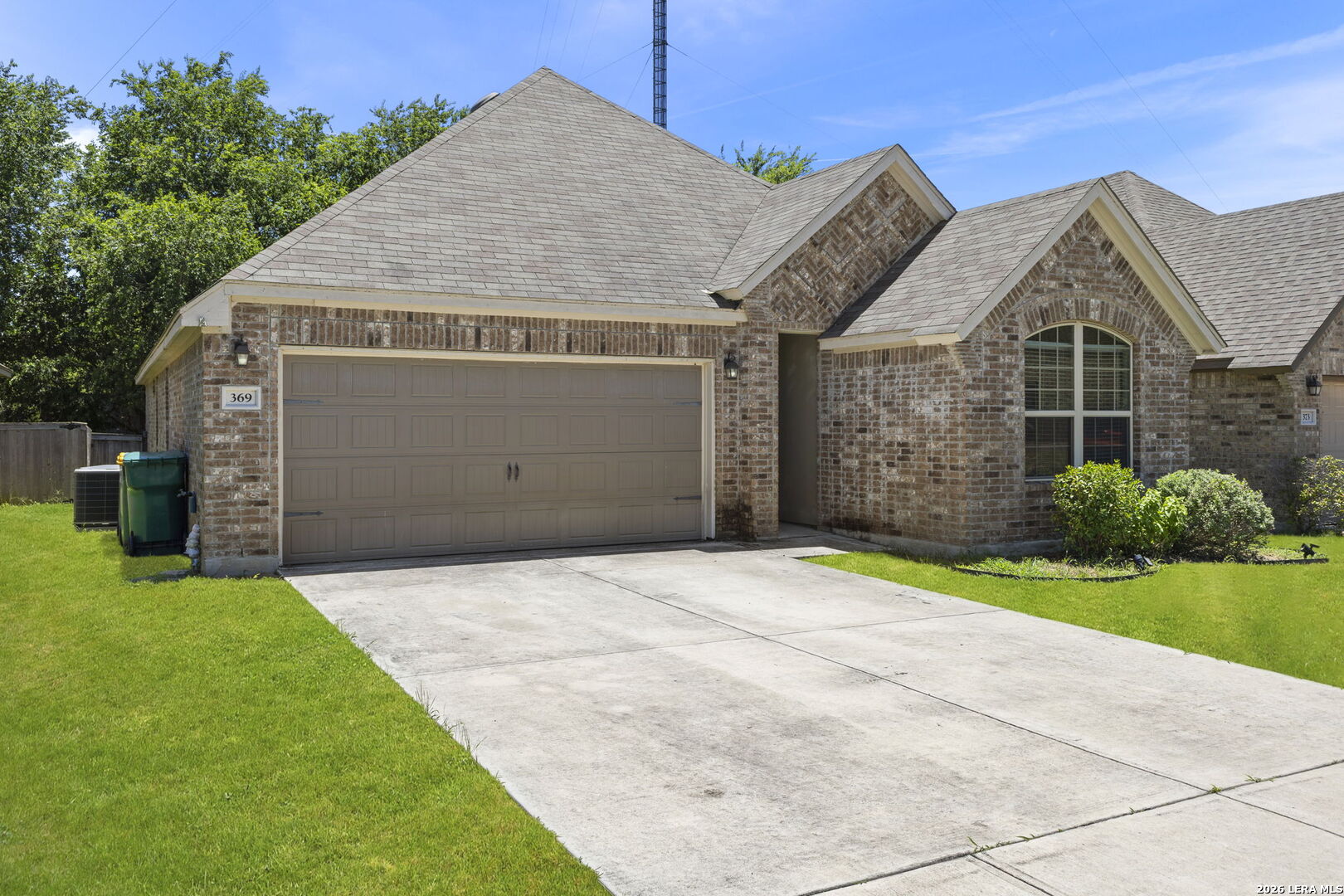 369 DERBY DR