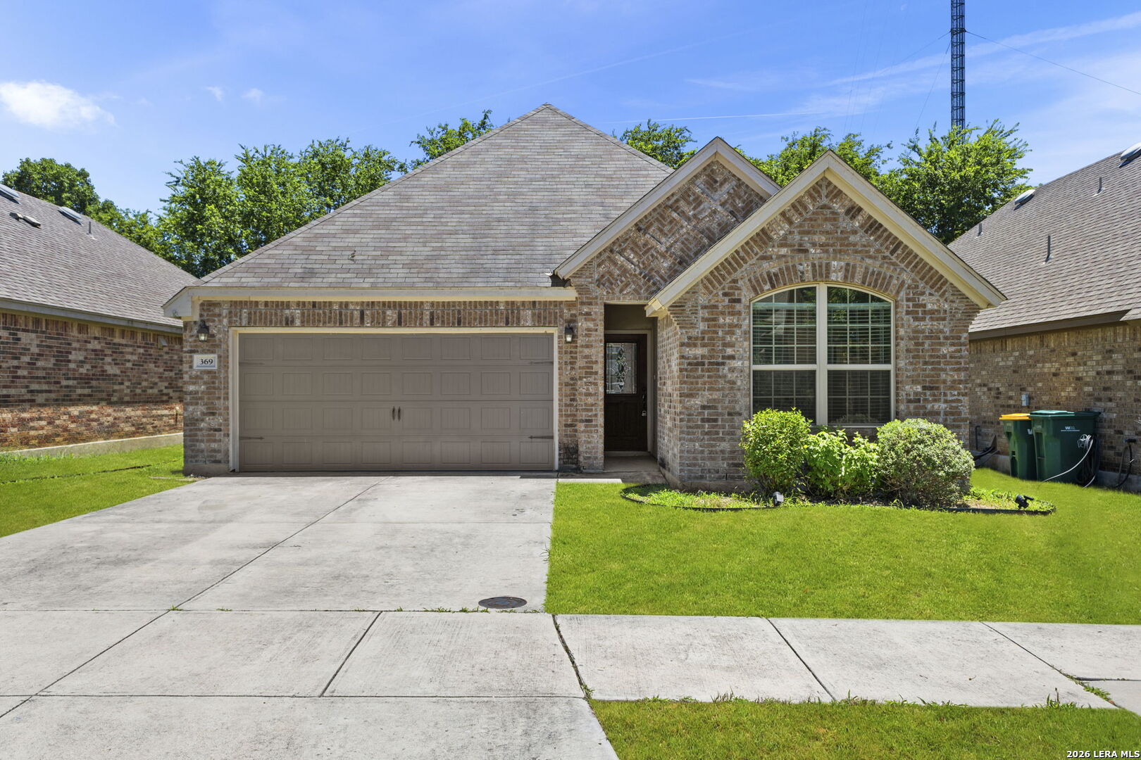 369 DERBY DR
