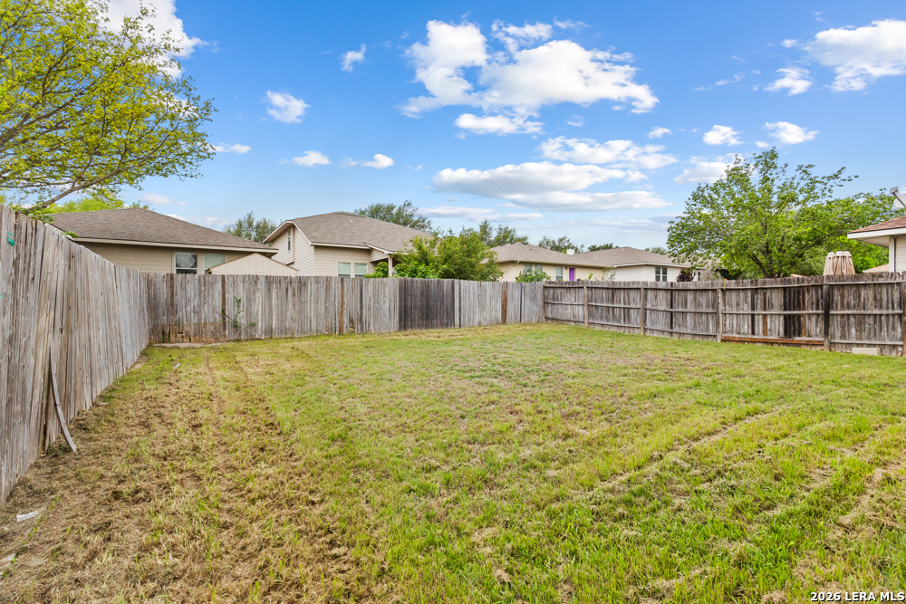 6526 Charles Field