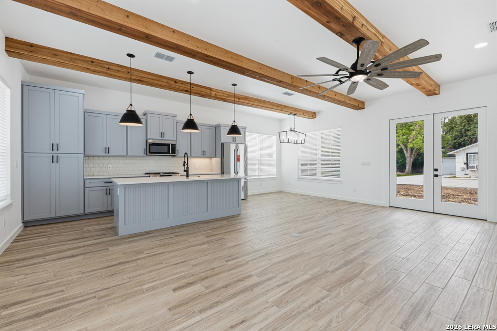 158 S ACADEMY AVE