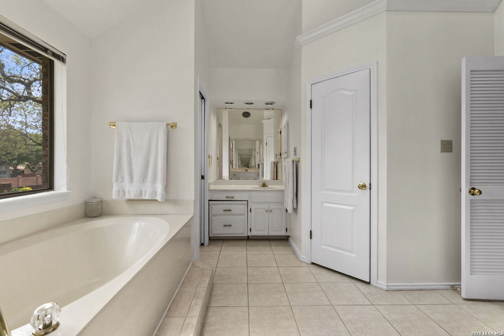 1504 Mount Laurel