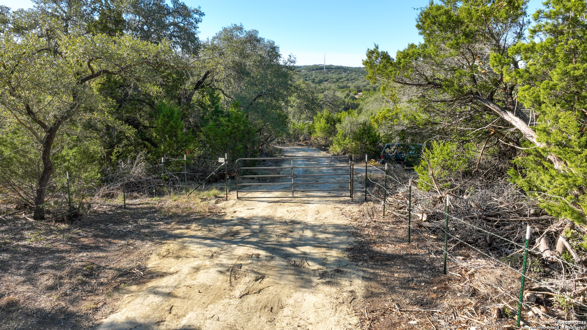 1515 OLD BOERNE RD