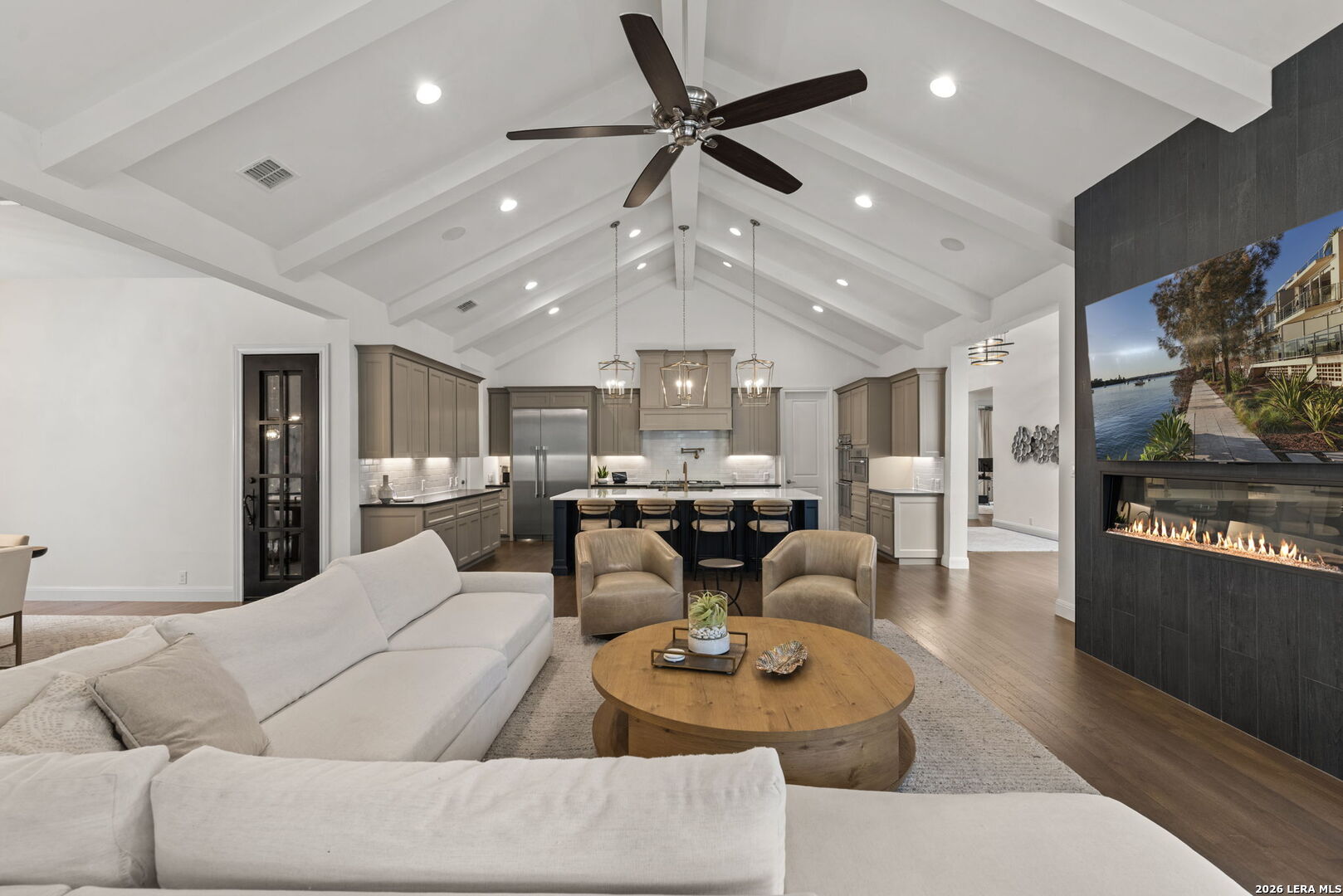 9835 Midsomer Pl