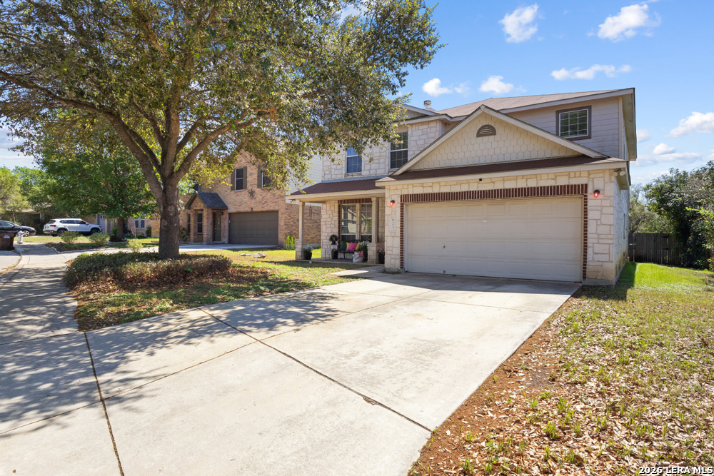 823 Creek Pebble