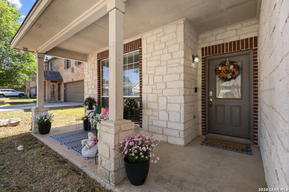 823 Creek Pebble