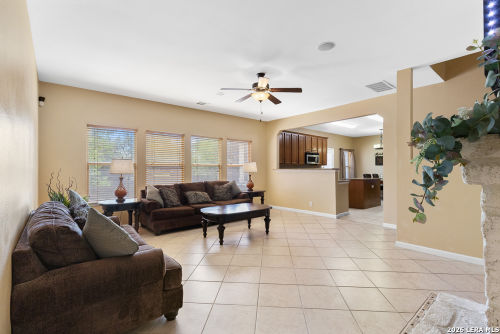 823 Creek Pebble