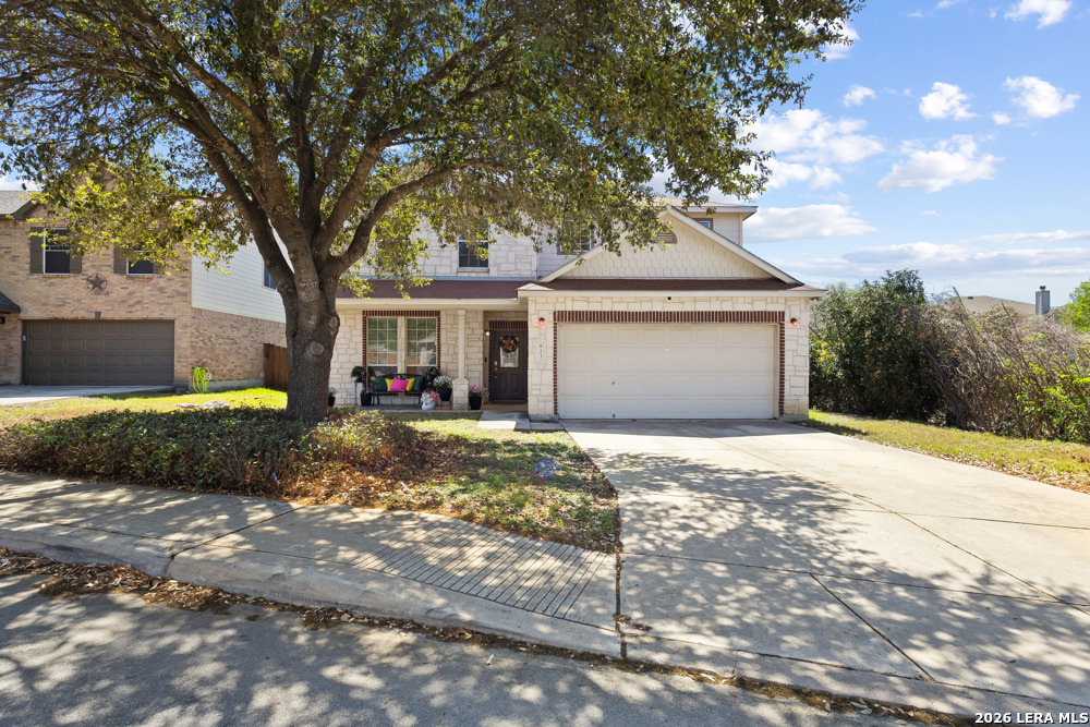 823 Creek Pebble