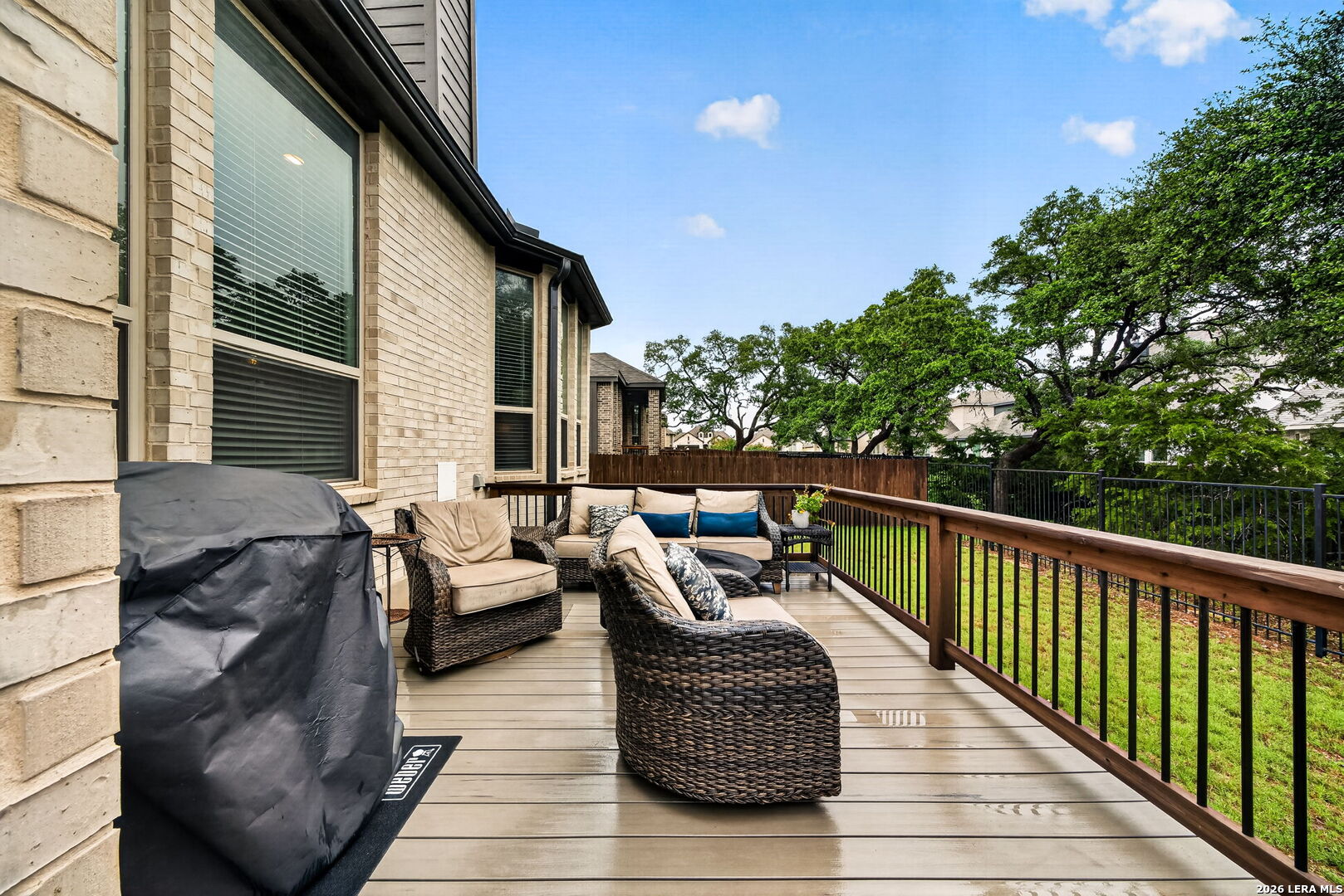 1655 HOUGHTON PARK