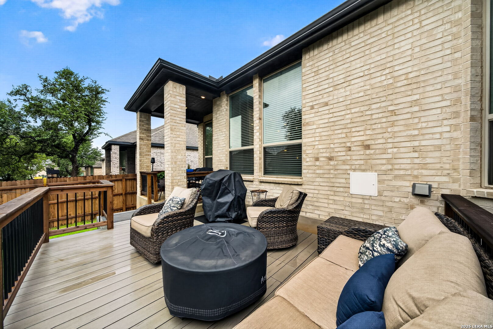 1655 HOUGHTON PARK