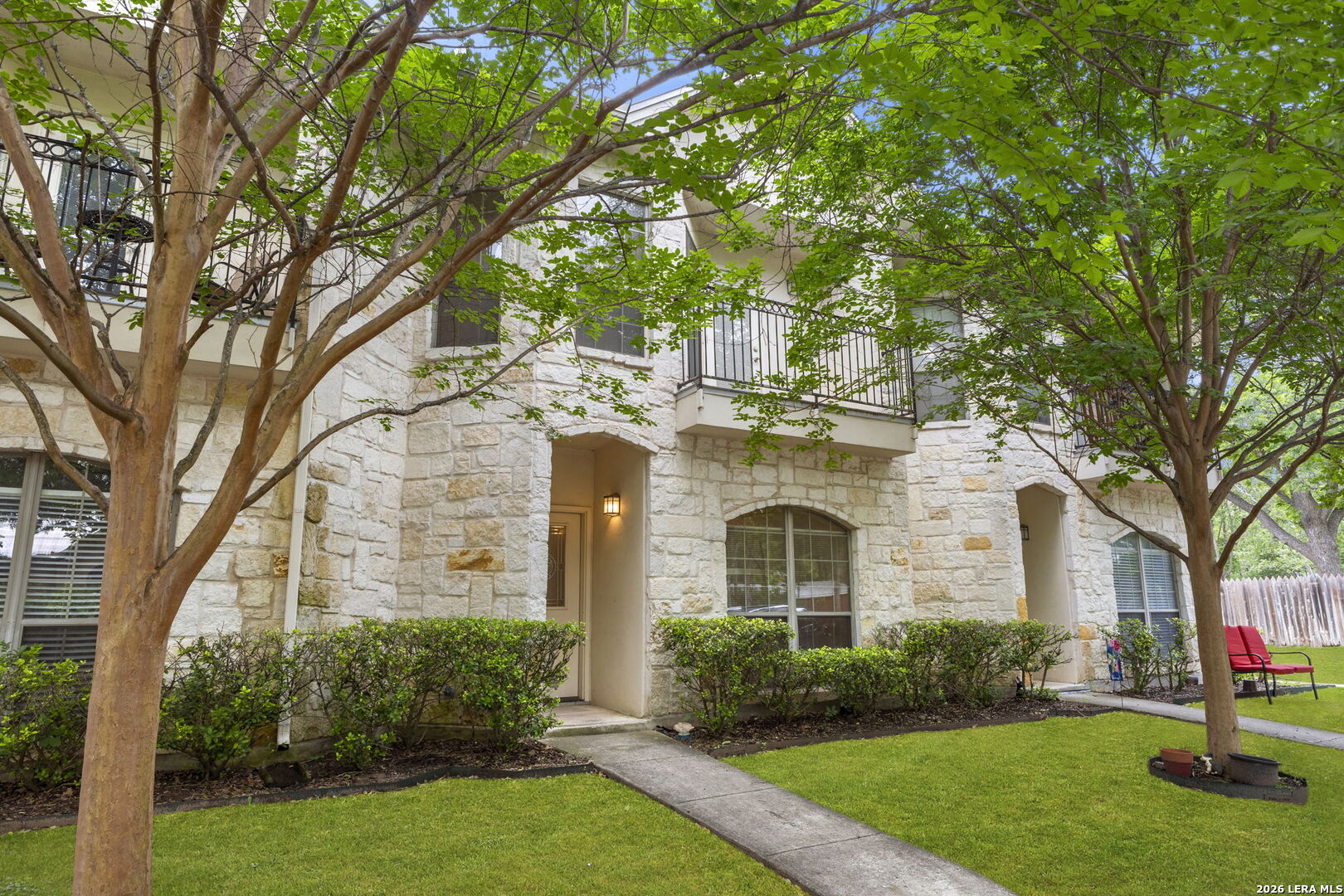 424 HERFF ST 424