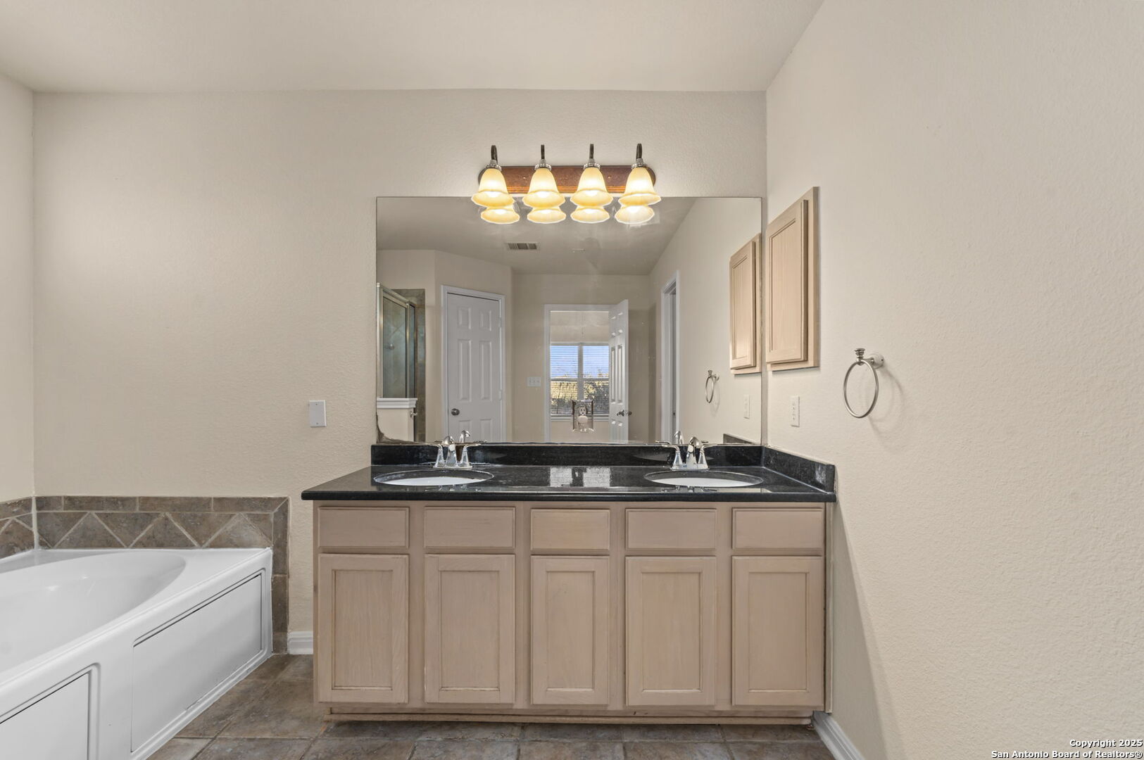 22302 Verde Knoll