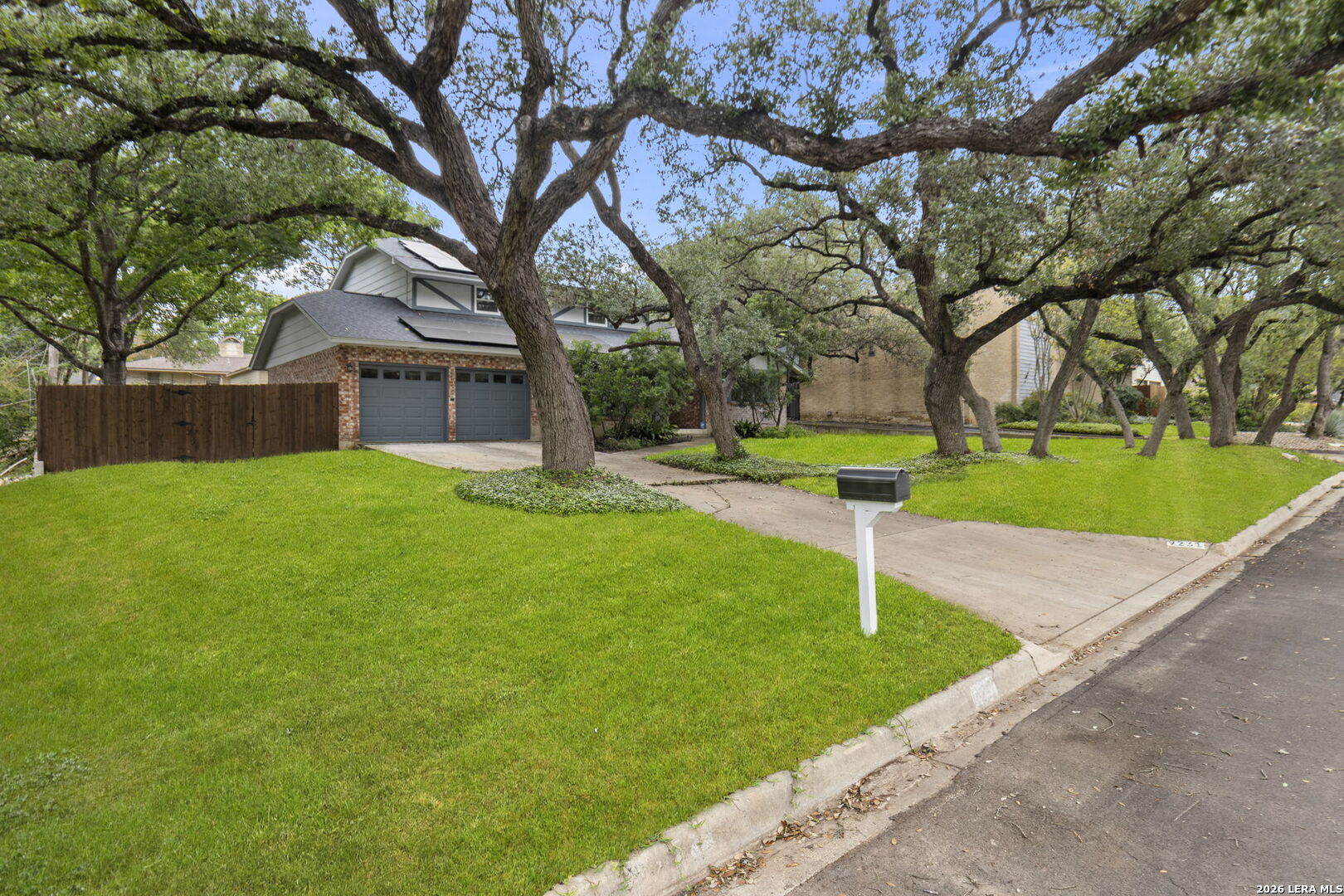 9231 BINGHAM DR