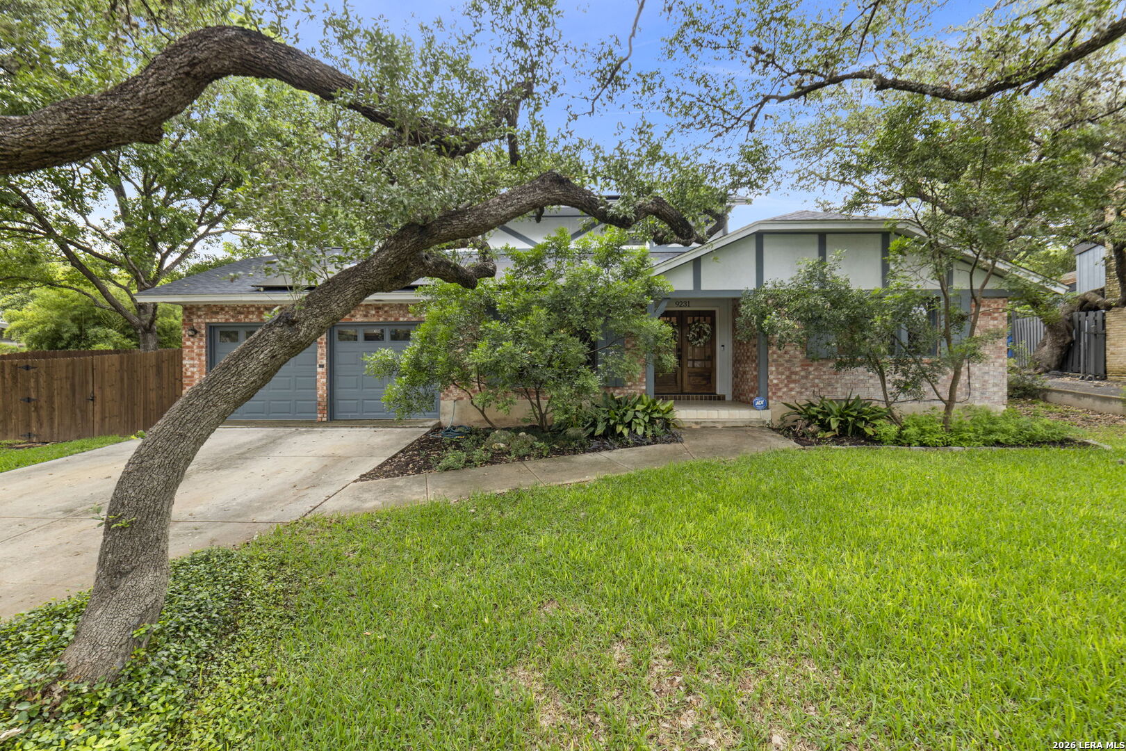 9231 BINGHAM DR