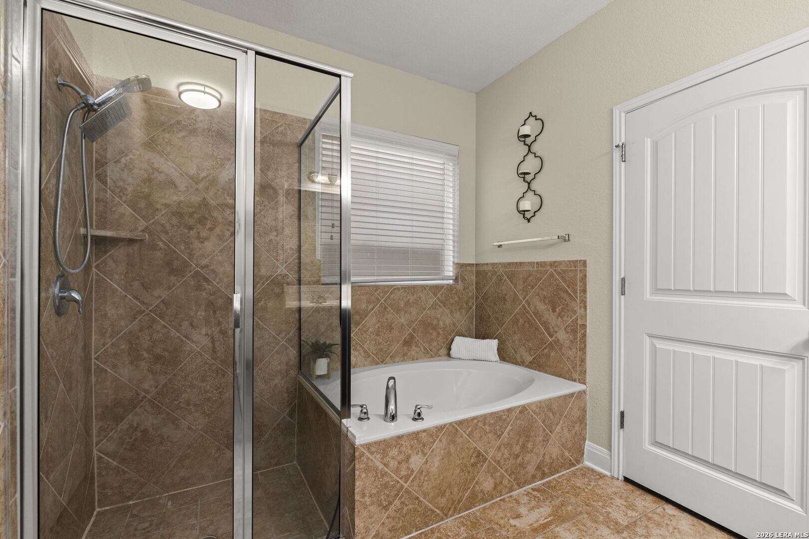 6111 Big Bend Cove