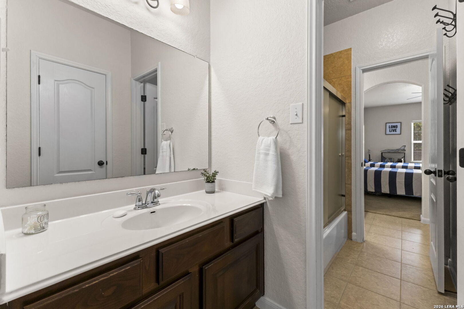 11823 Newton Trail