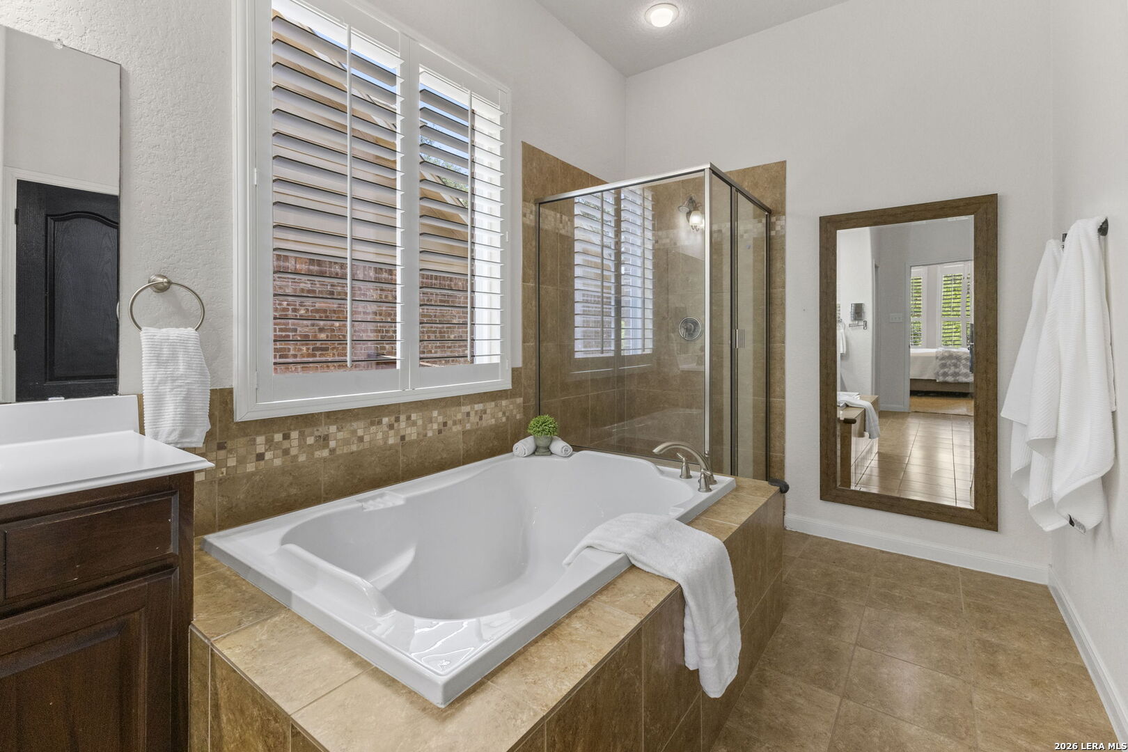 11823 Newton Trail