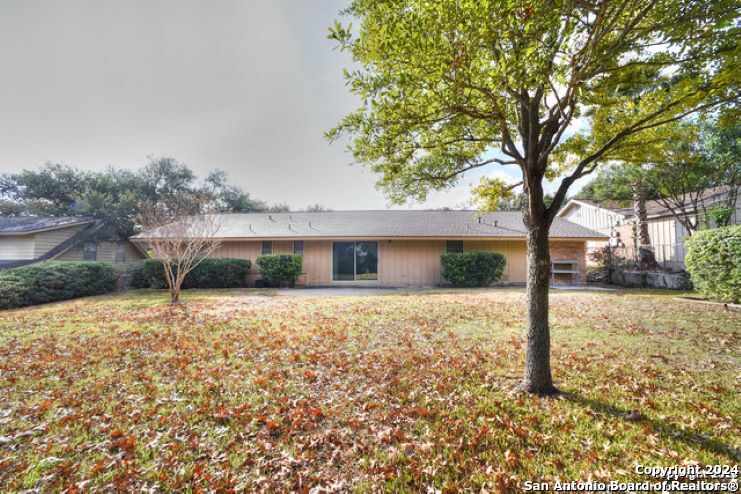 3223 OAKLEAF DR