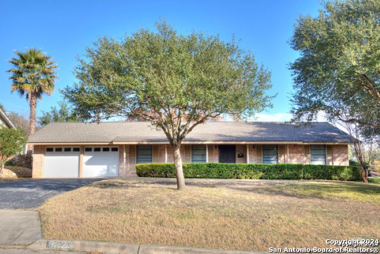 3223 OAKLEAF DR