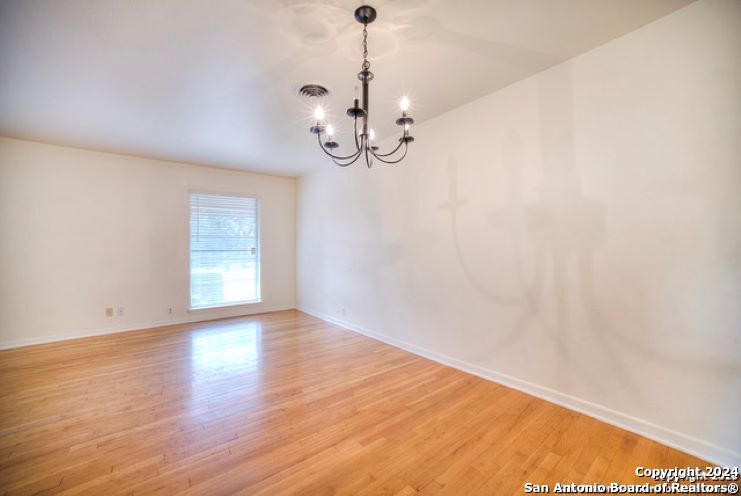 3223 OAKLEAF DR