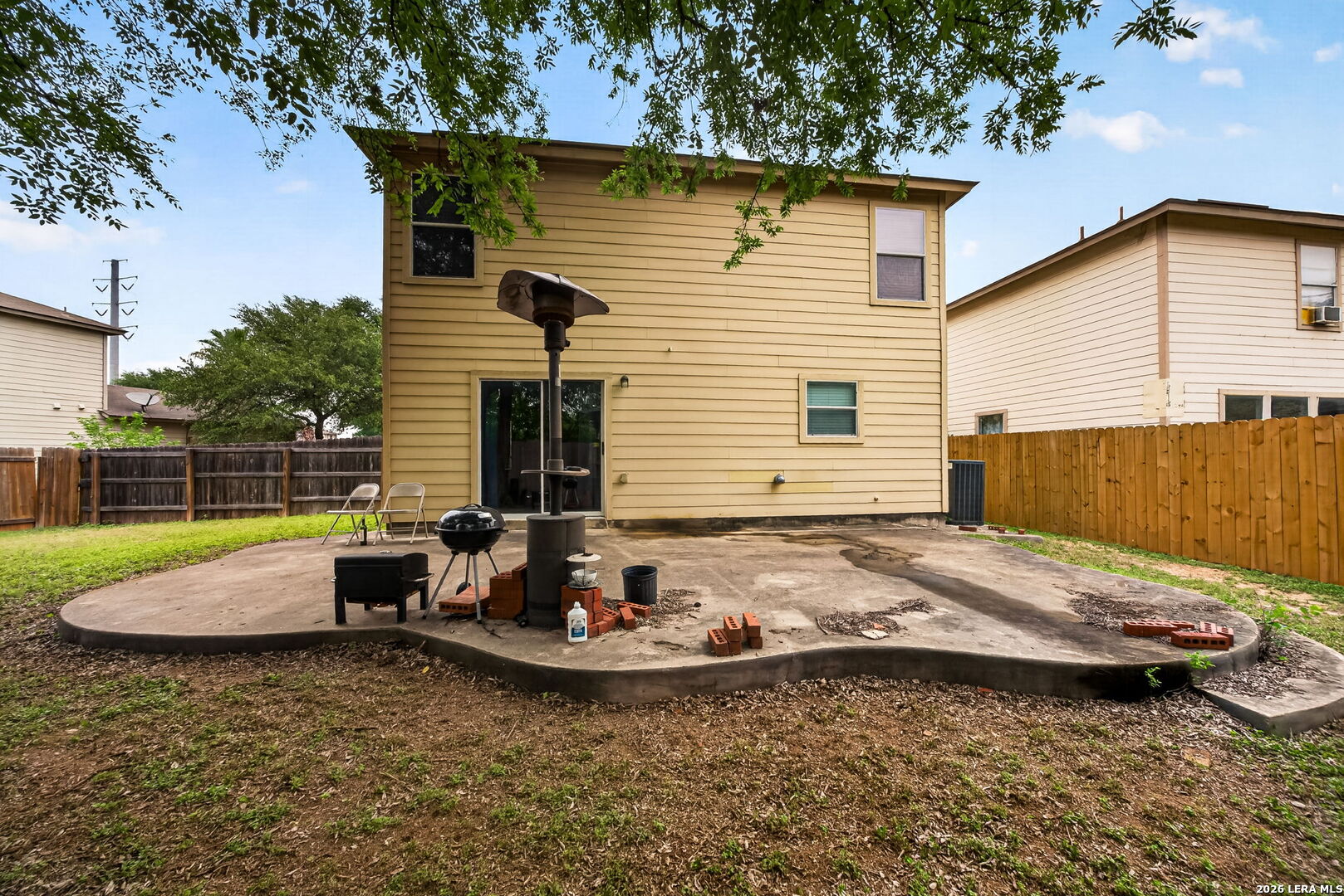 7447 SADDLE BEND DR