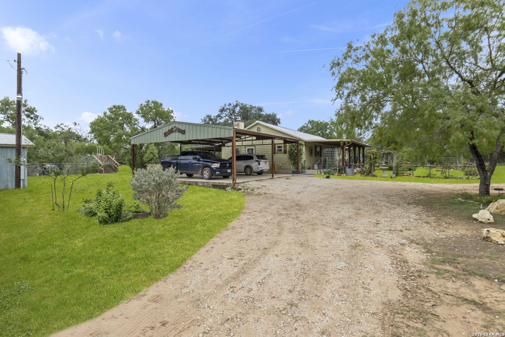 445 TOMBLIN RD