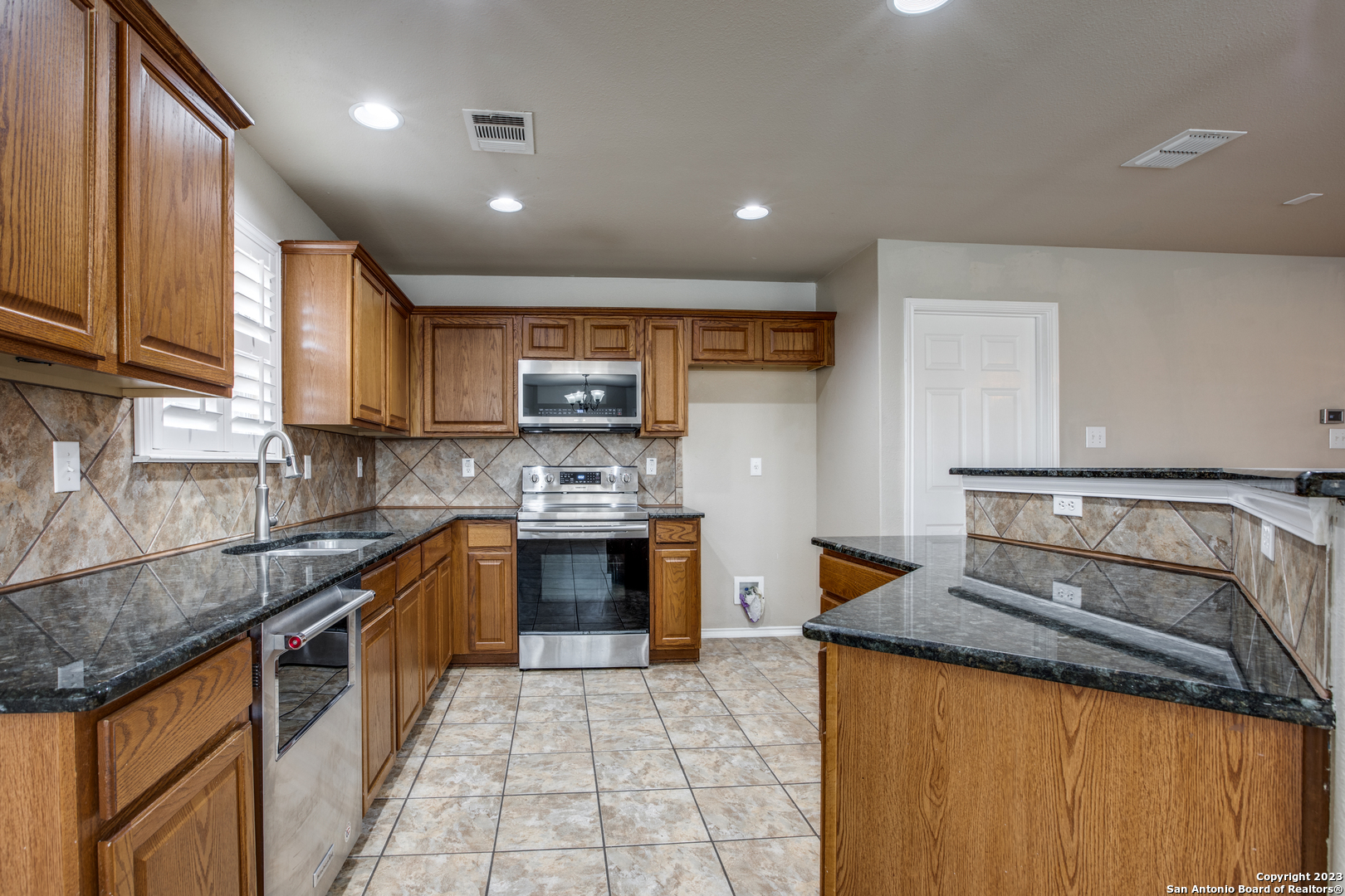 10315 TIMBER COUNTRY