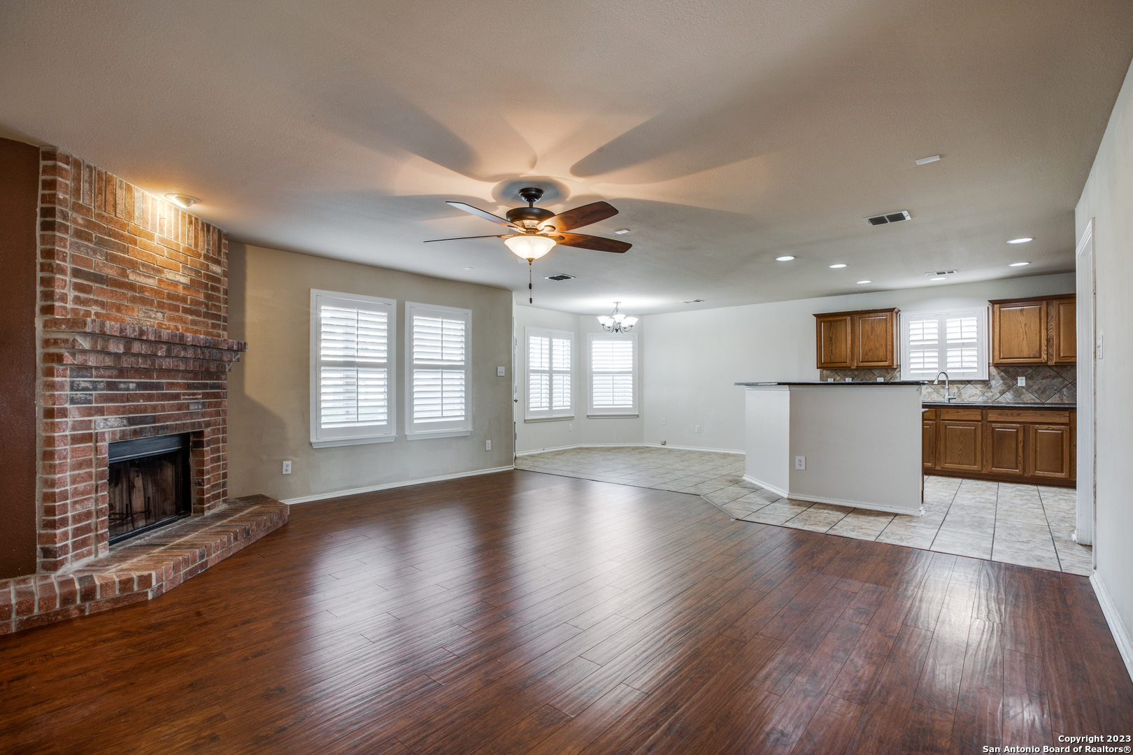 10315 TIMBER COUNTRY