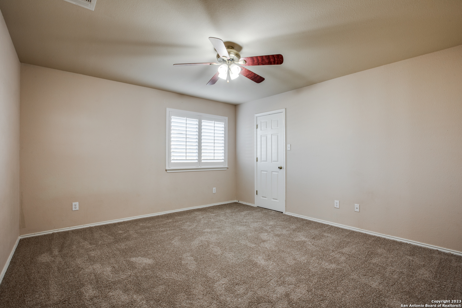 10315 TIMBER COUNTRY