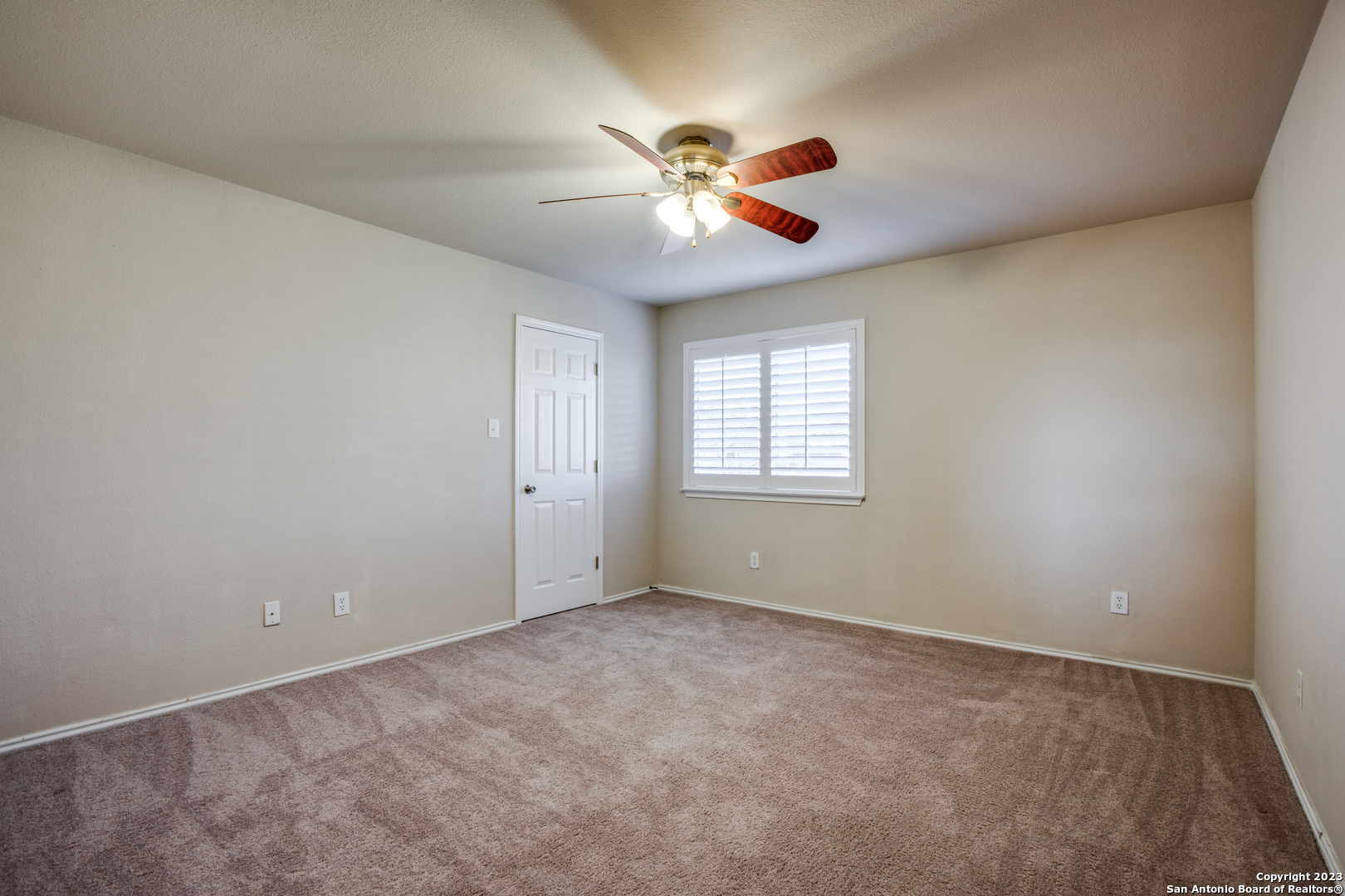 10315 TIMBER COUNTRY