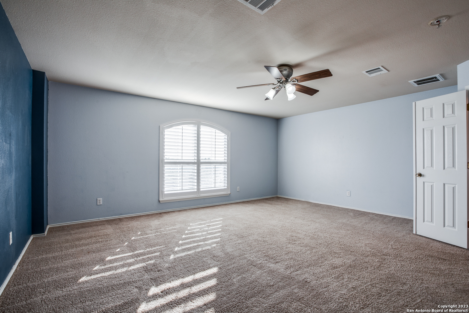 10315 TIMBER COUNTRY