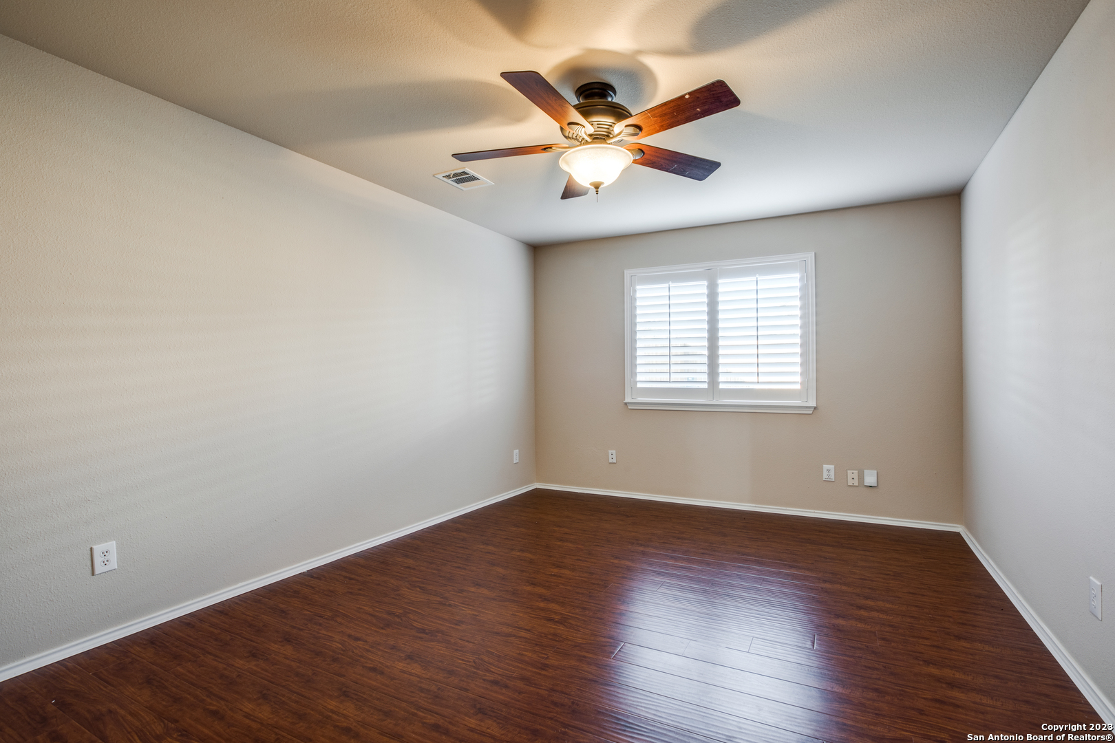 10315 TIMBER COUNTRY