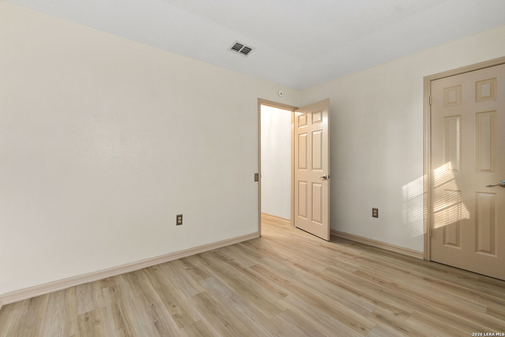3632 FOX RUN