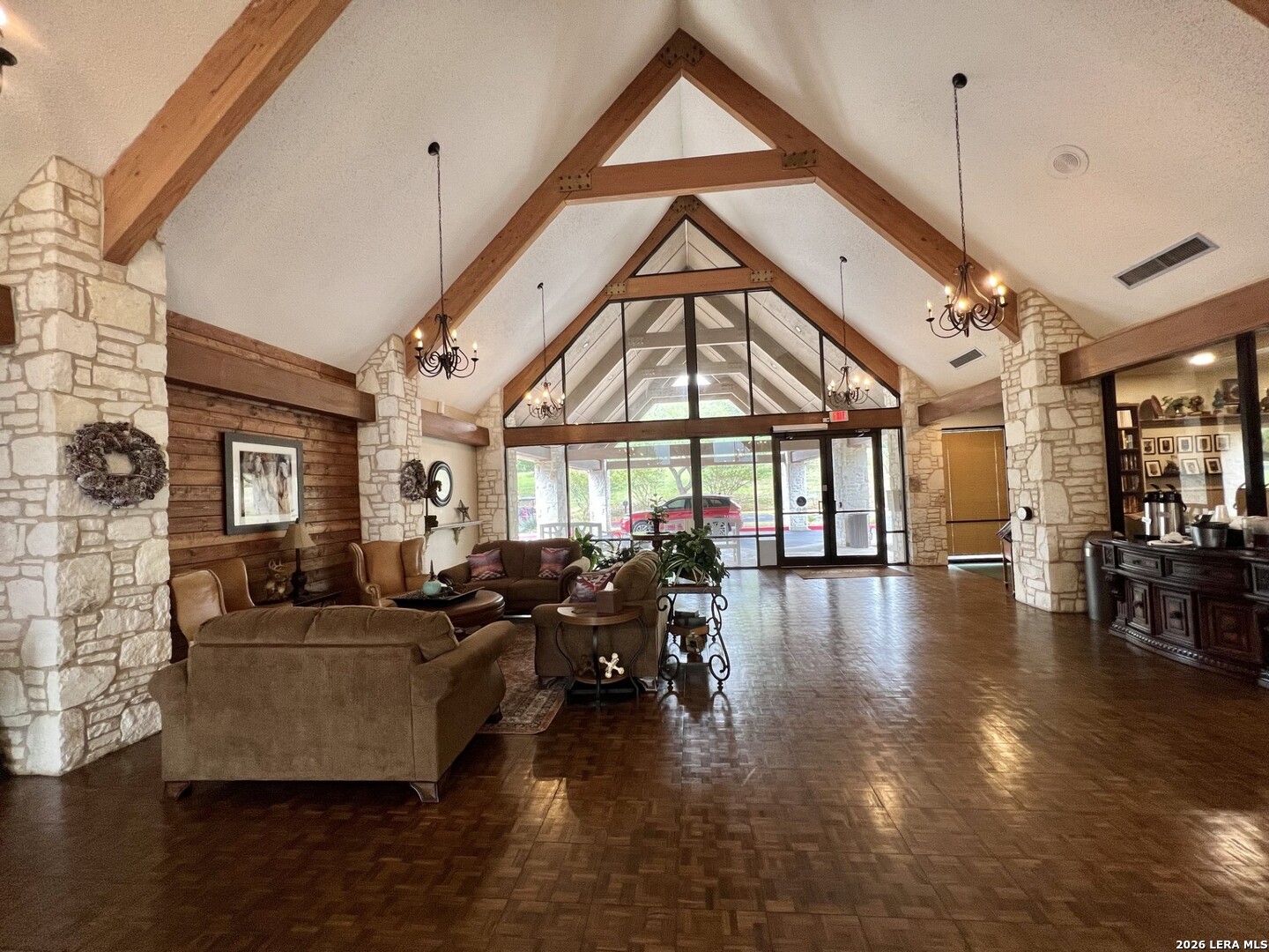 3632 FOX RUN