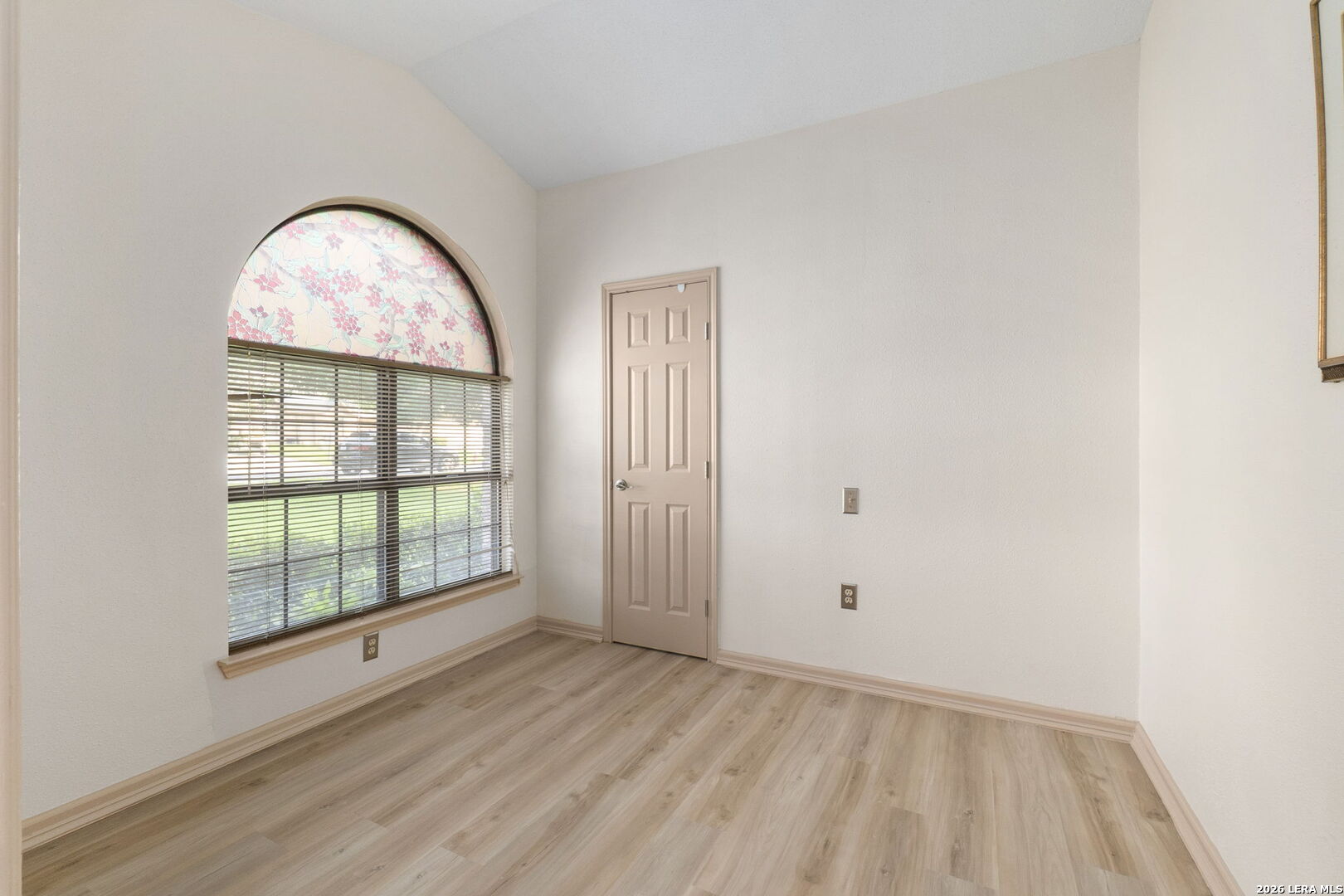 3632 FOX RUN