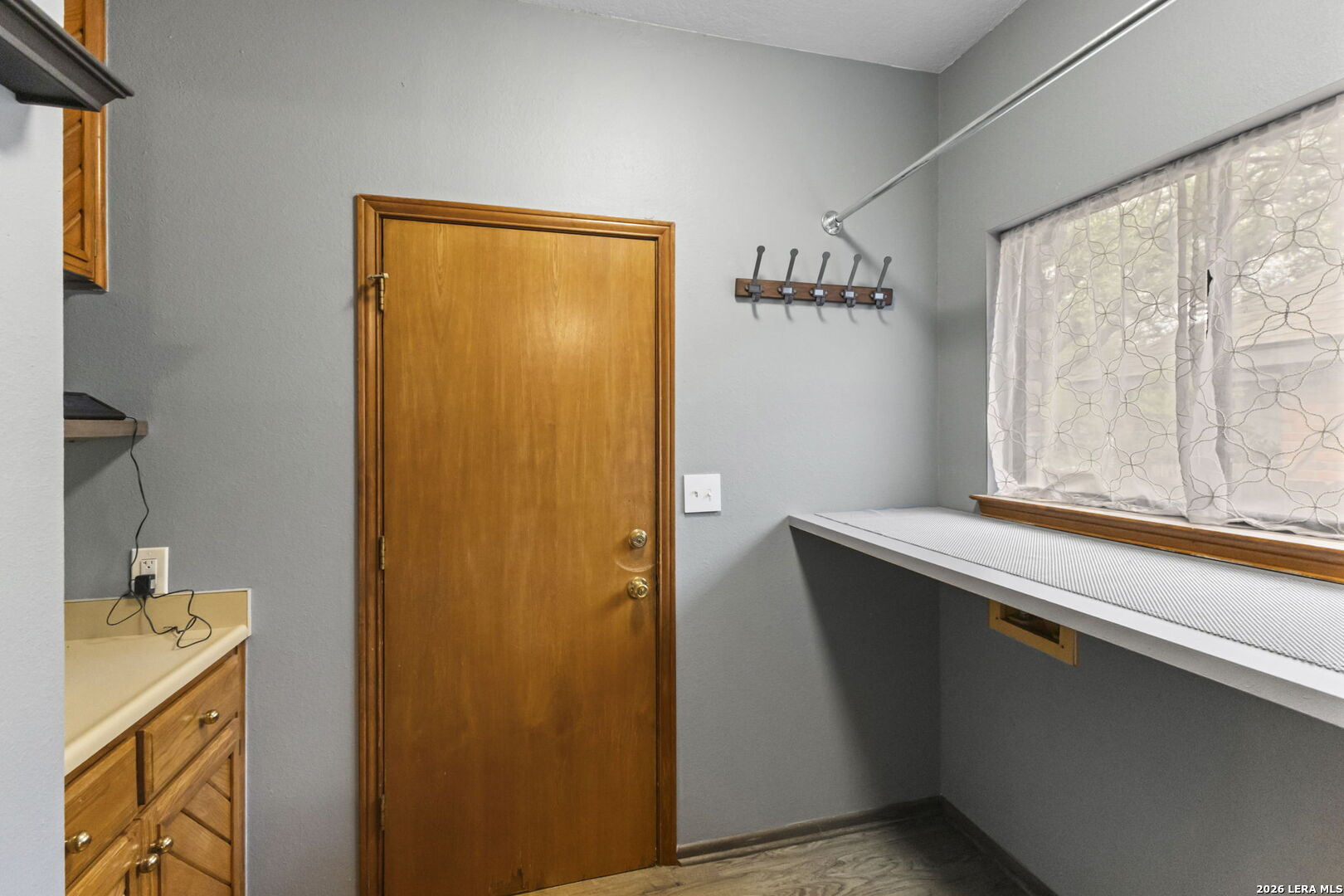 16907 Hidden Timber Wood