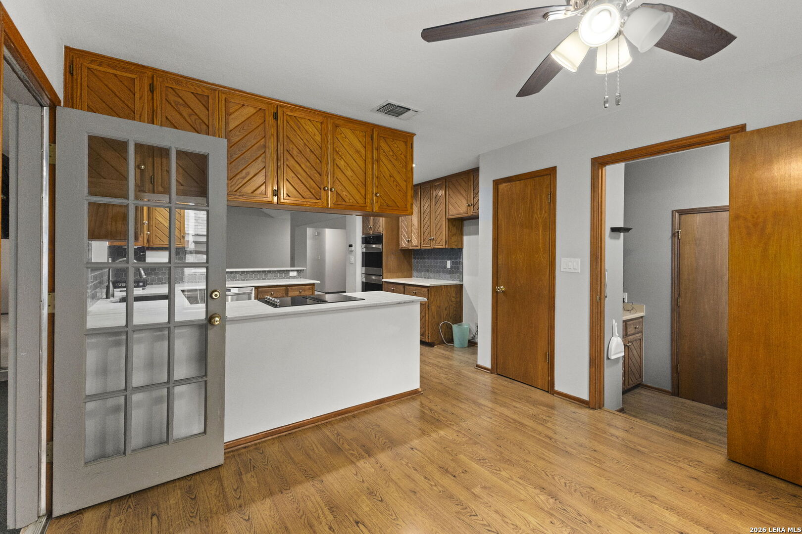 16907 Hidden Timber Wood