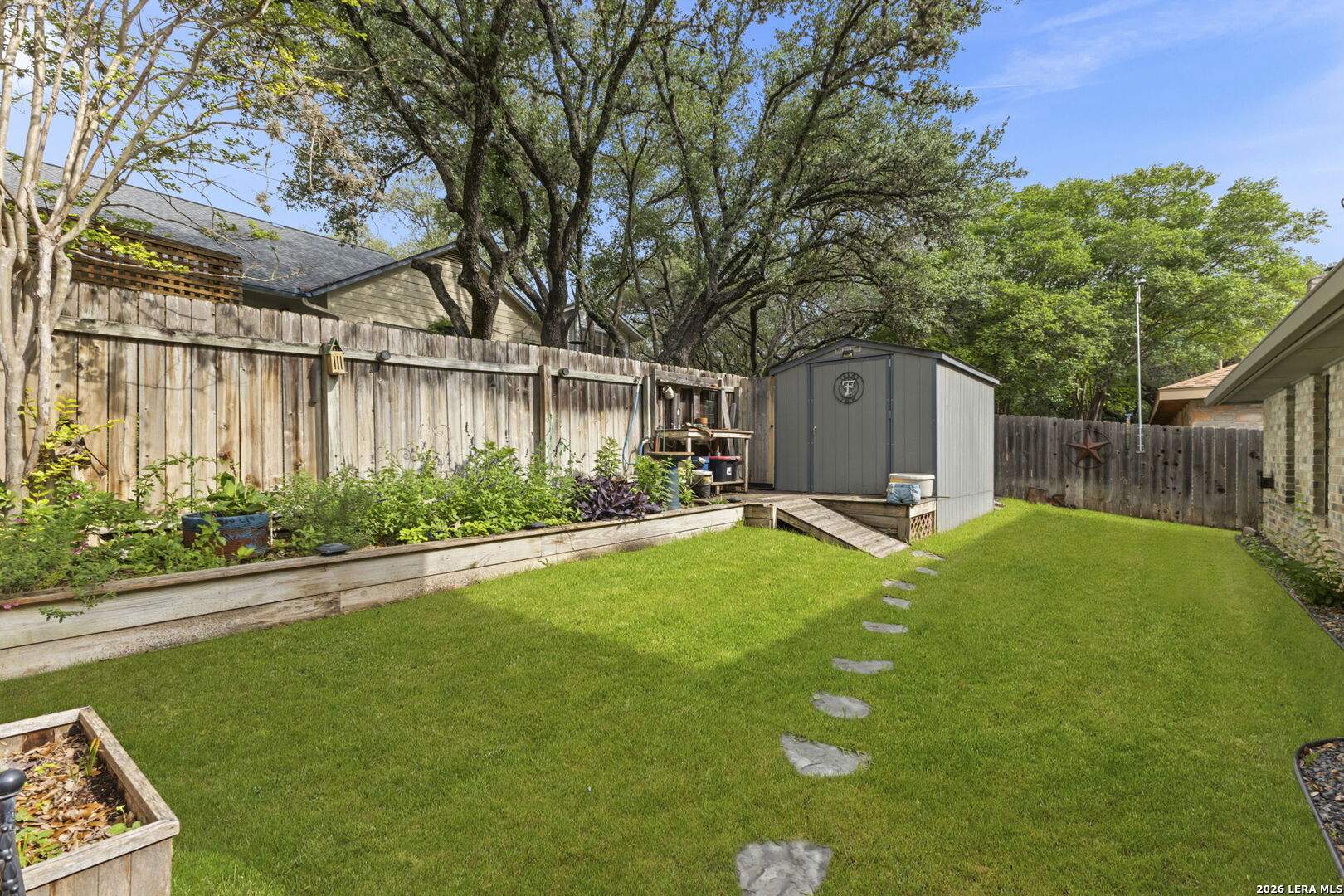 16907 Hidden Timber Wood