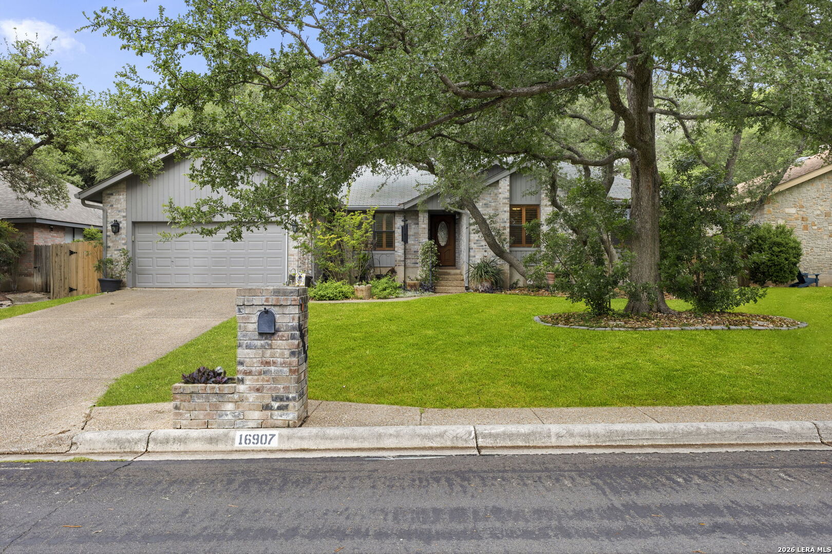 16907 Hidden Timber Wood