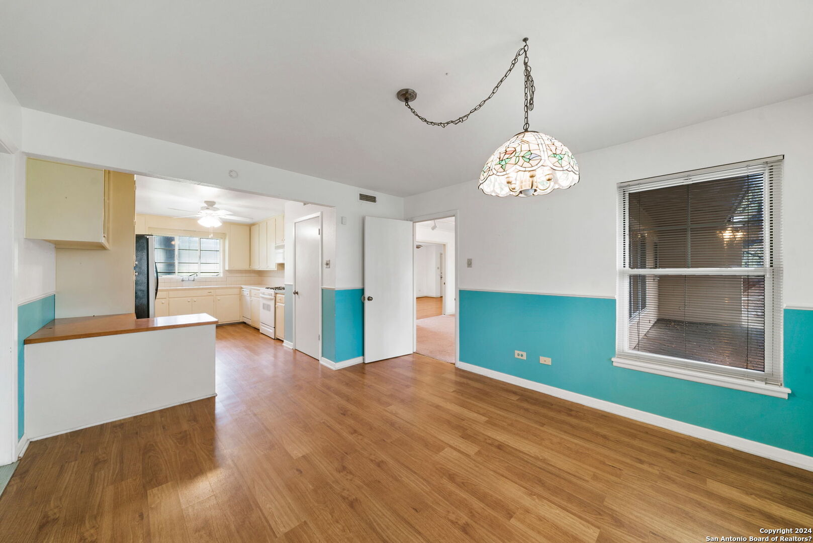 112 SUNWAY DR
