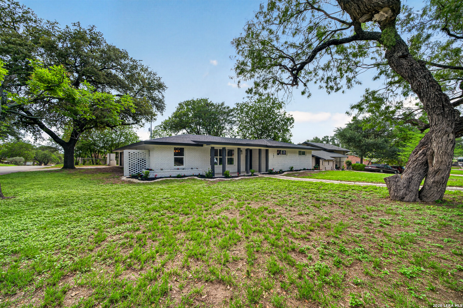 101 Twinleaf Ln