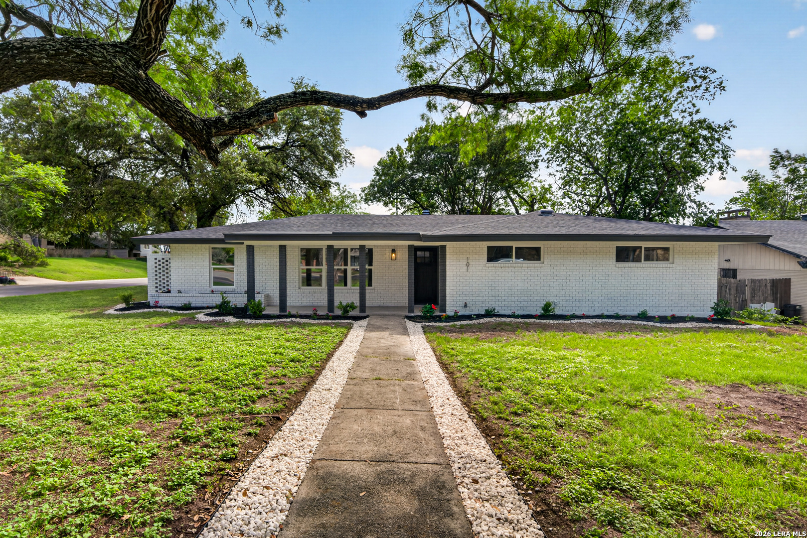 101 Twinleaf Ln
