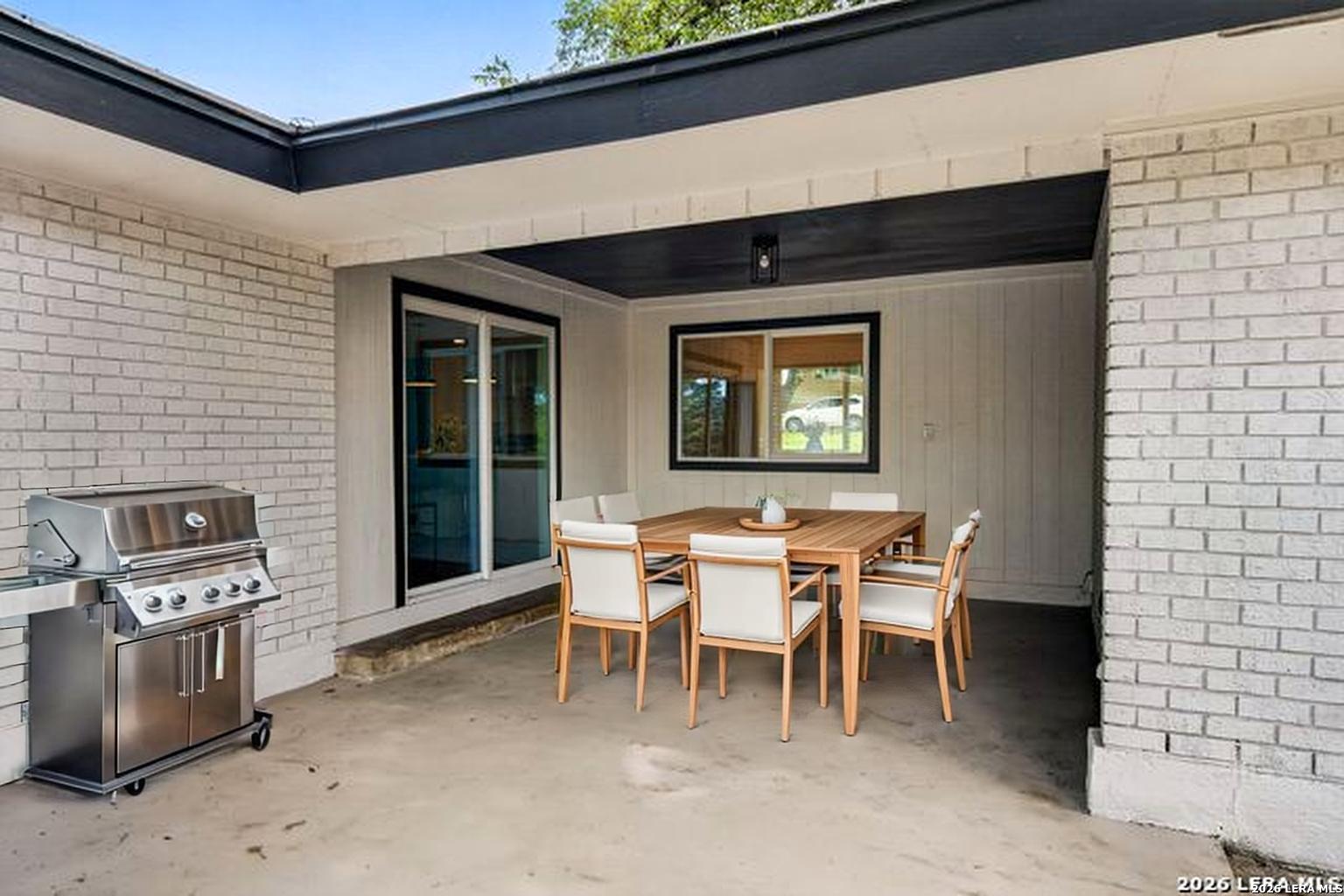 101 Twinleaf Ln