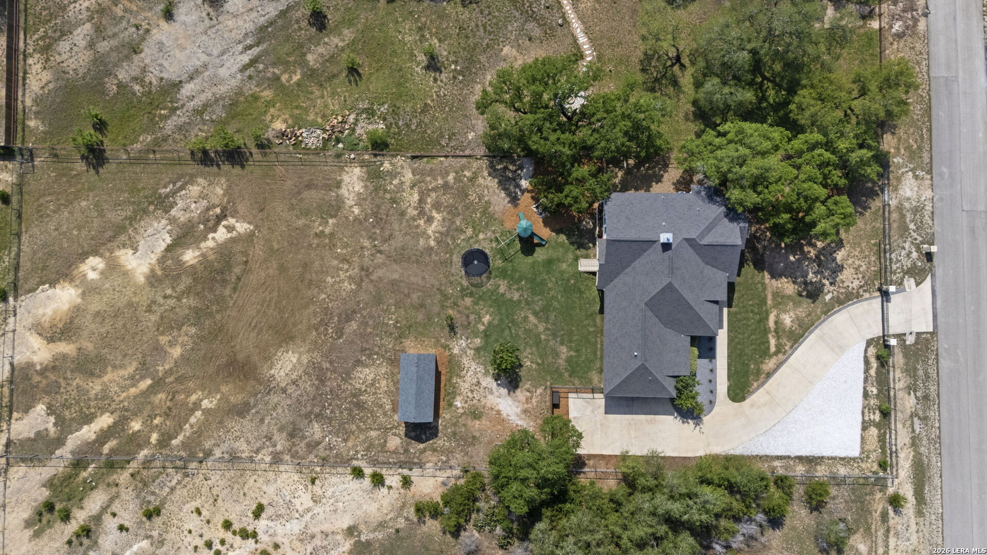 1422 Ledgebrook St.