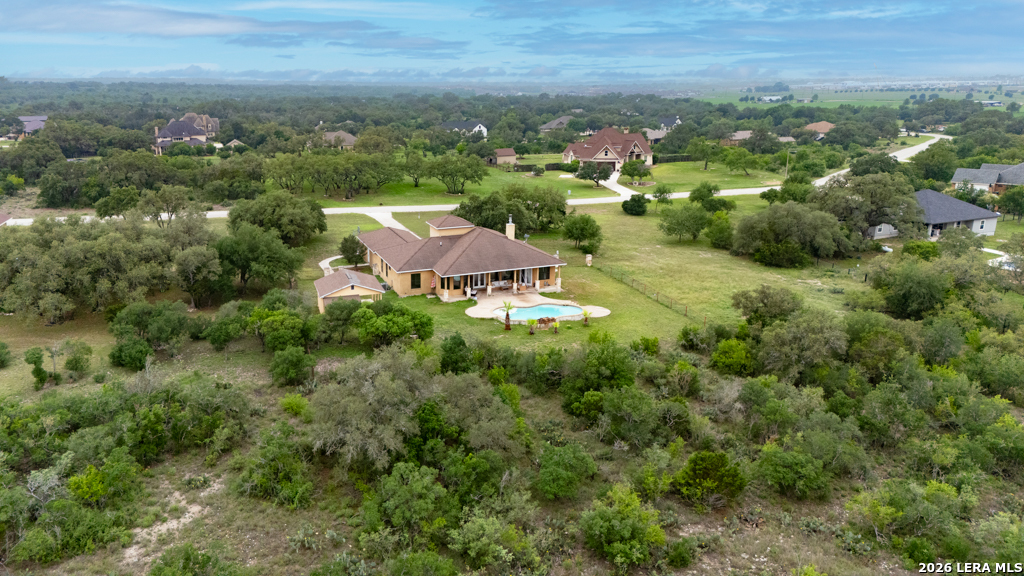 951 Private Road 3702