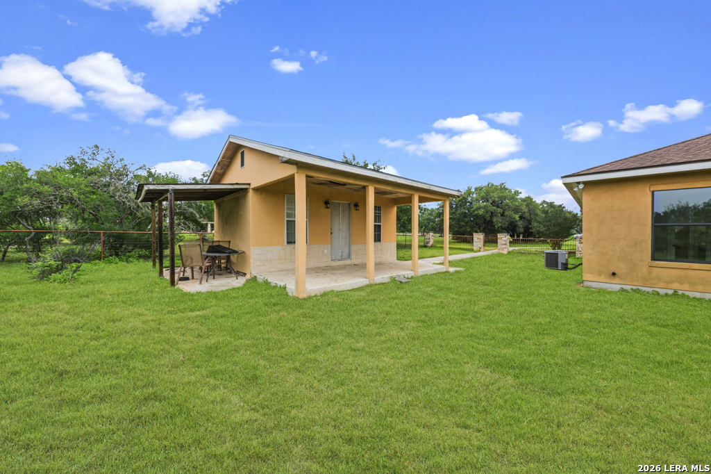 951 Private Road 3702
