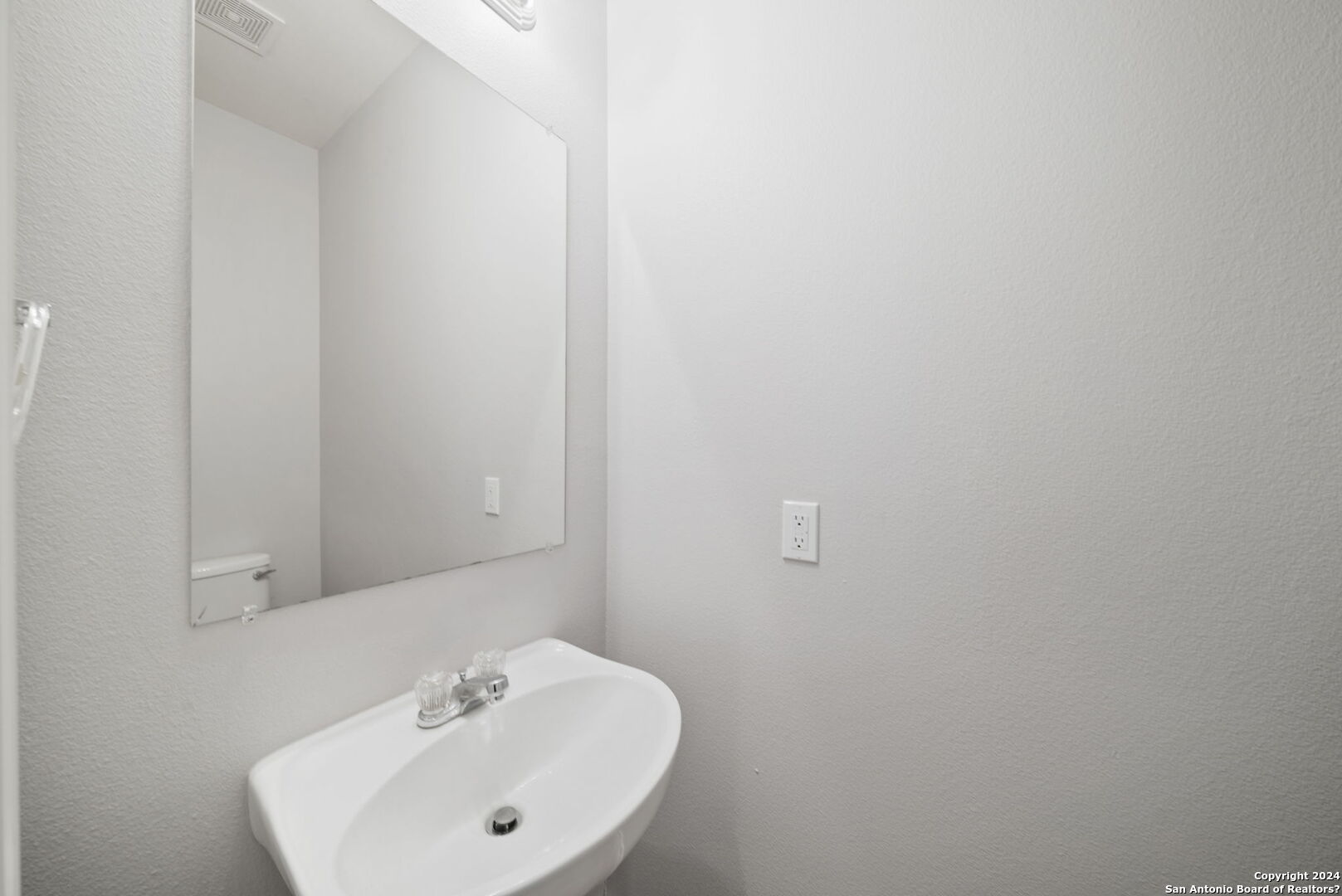 6410 Summit Oak 4