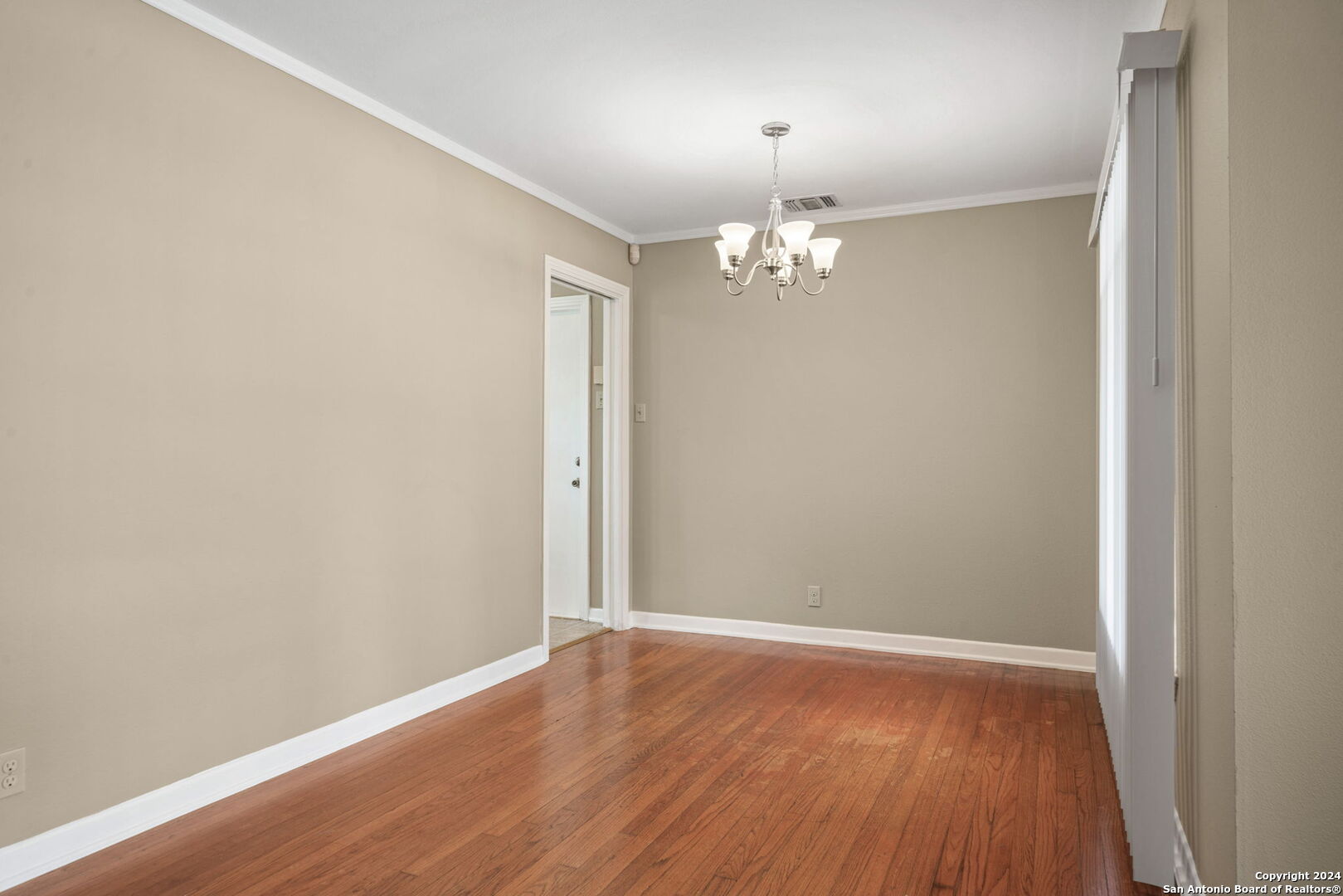 314 BARBARA DR
