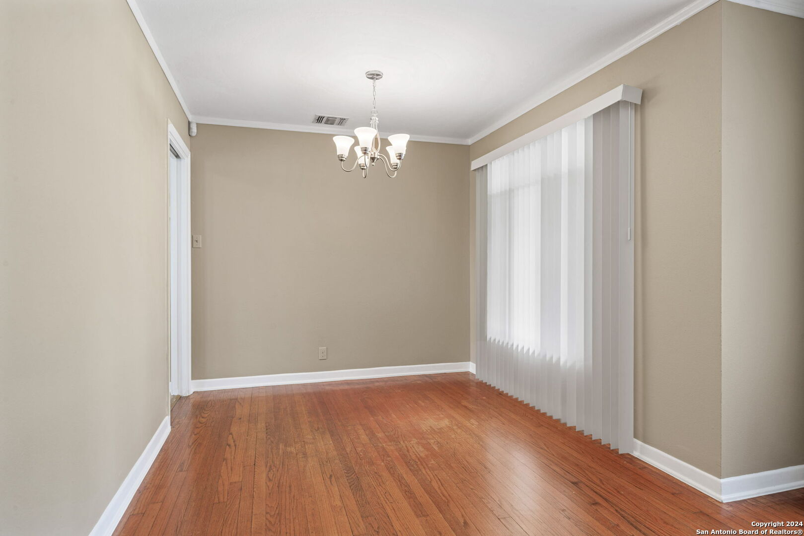 314 BARBARA DR