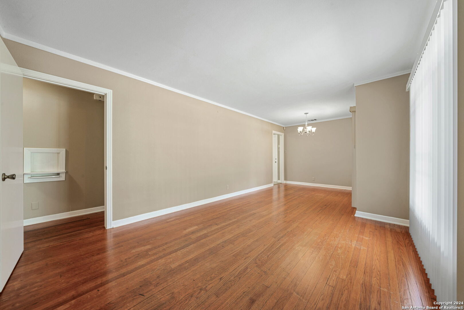 314 BARBARA DR