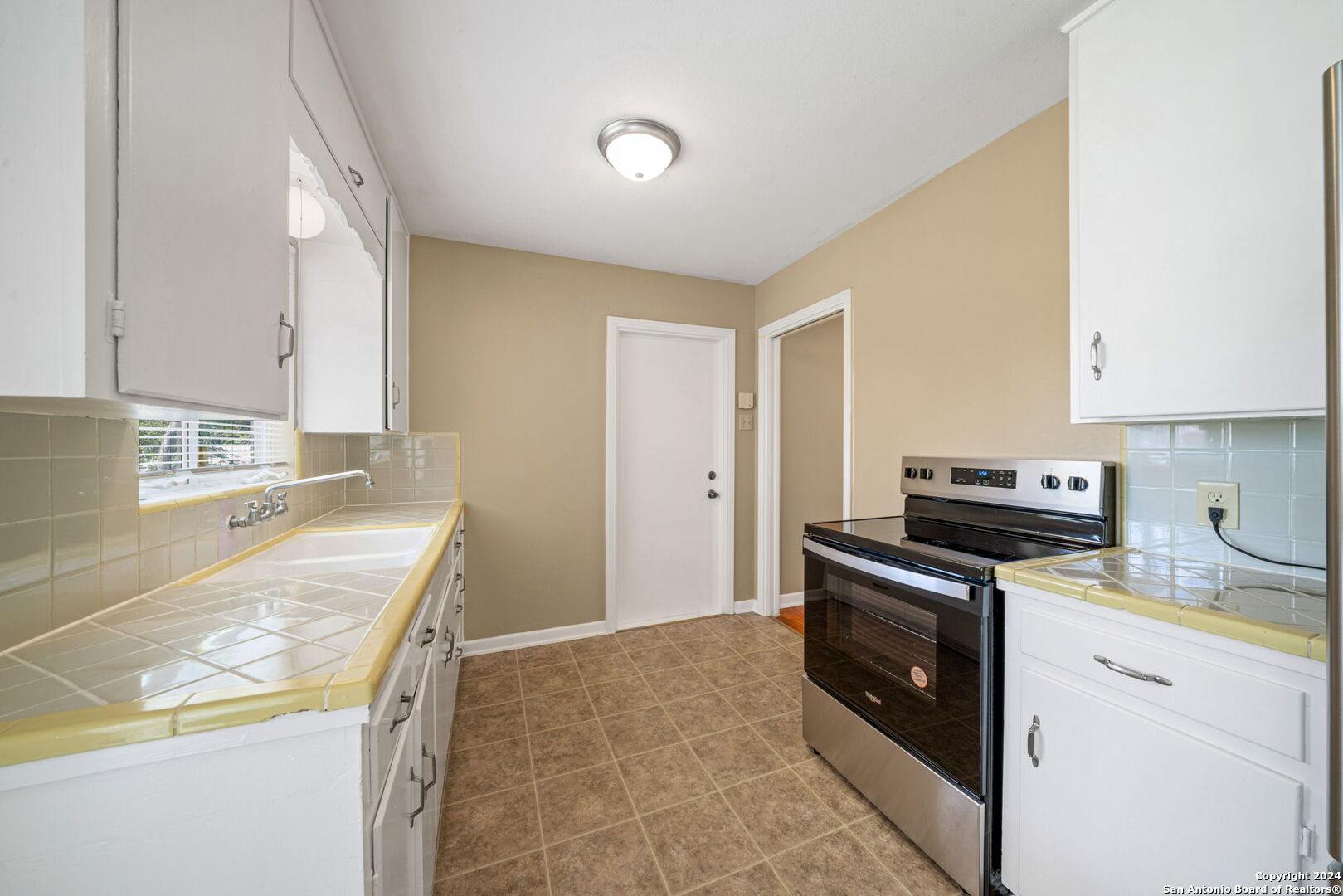 314 BARBARA DR
